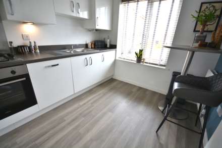 Azure Close, Ashlawn Rise, Image 8