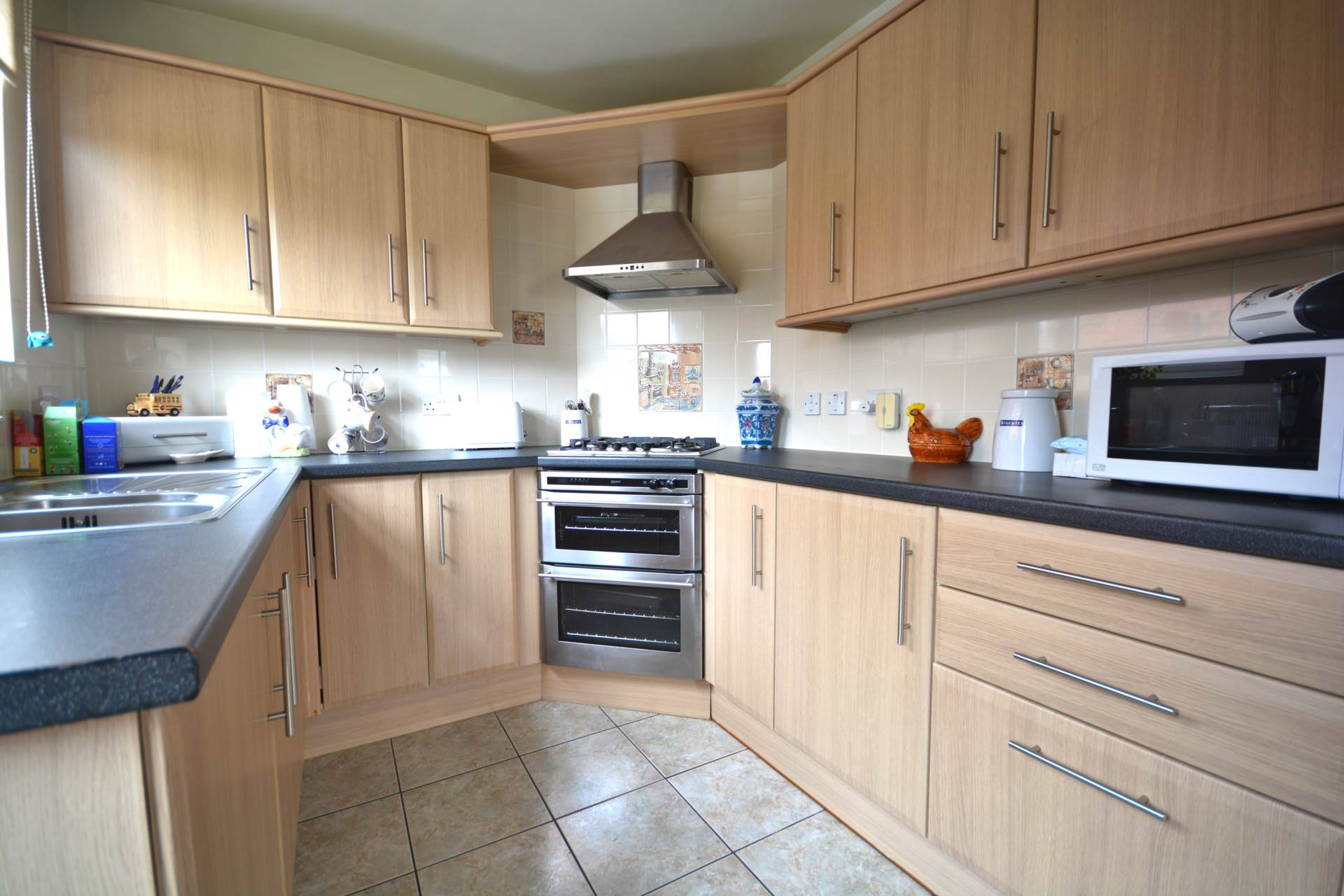 Thackeray Close, Hillside, Image 6