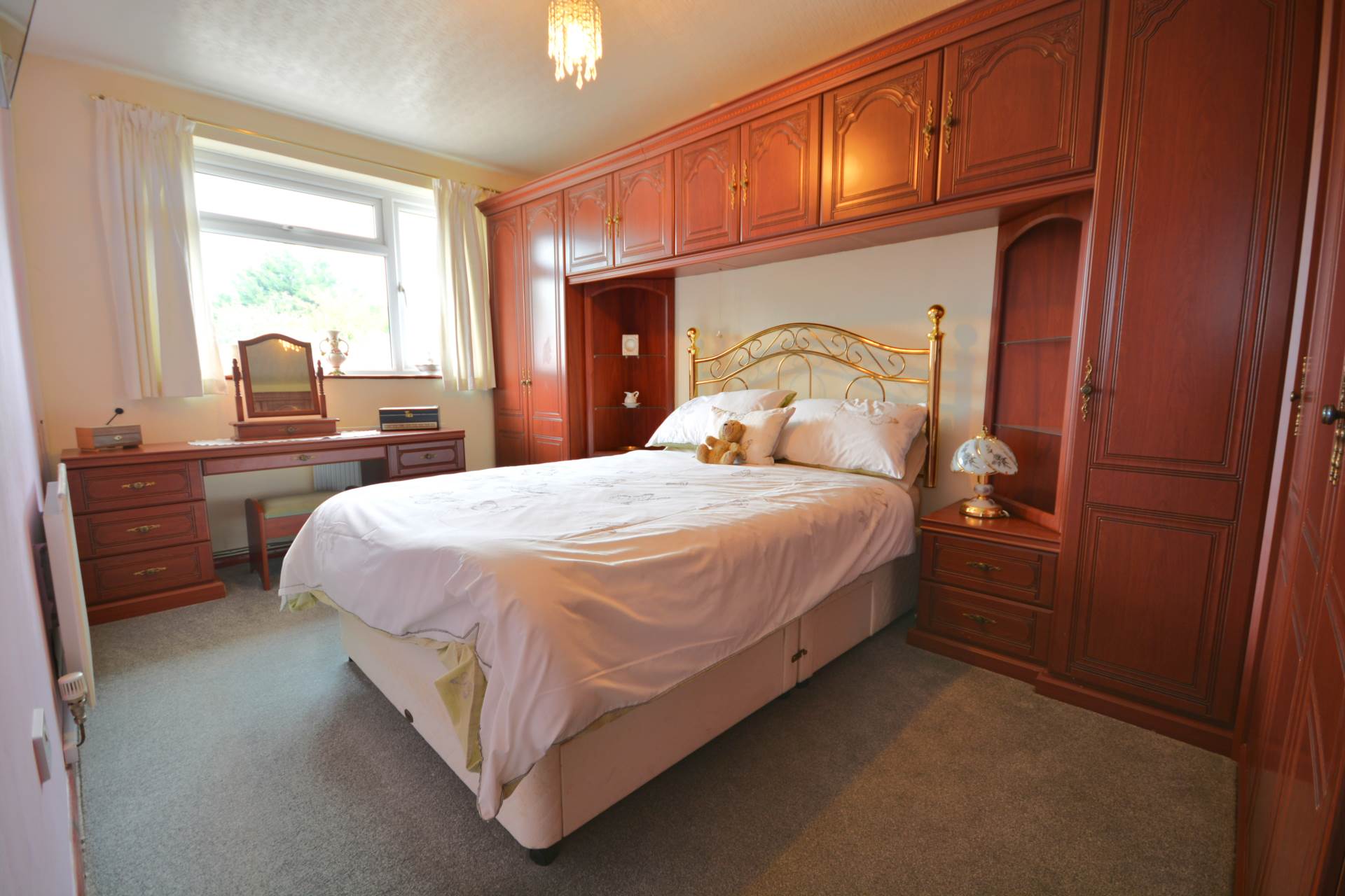 Thackeray Close, Hillside, Image 7