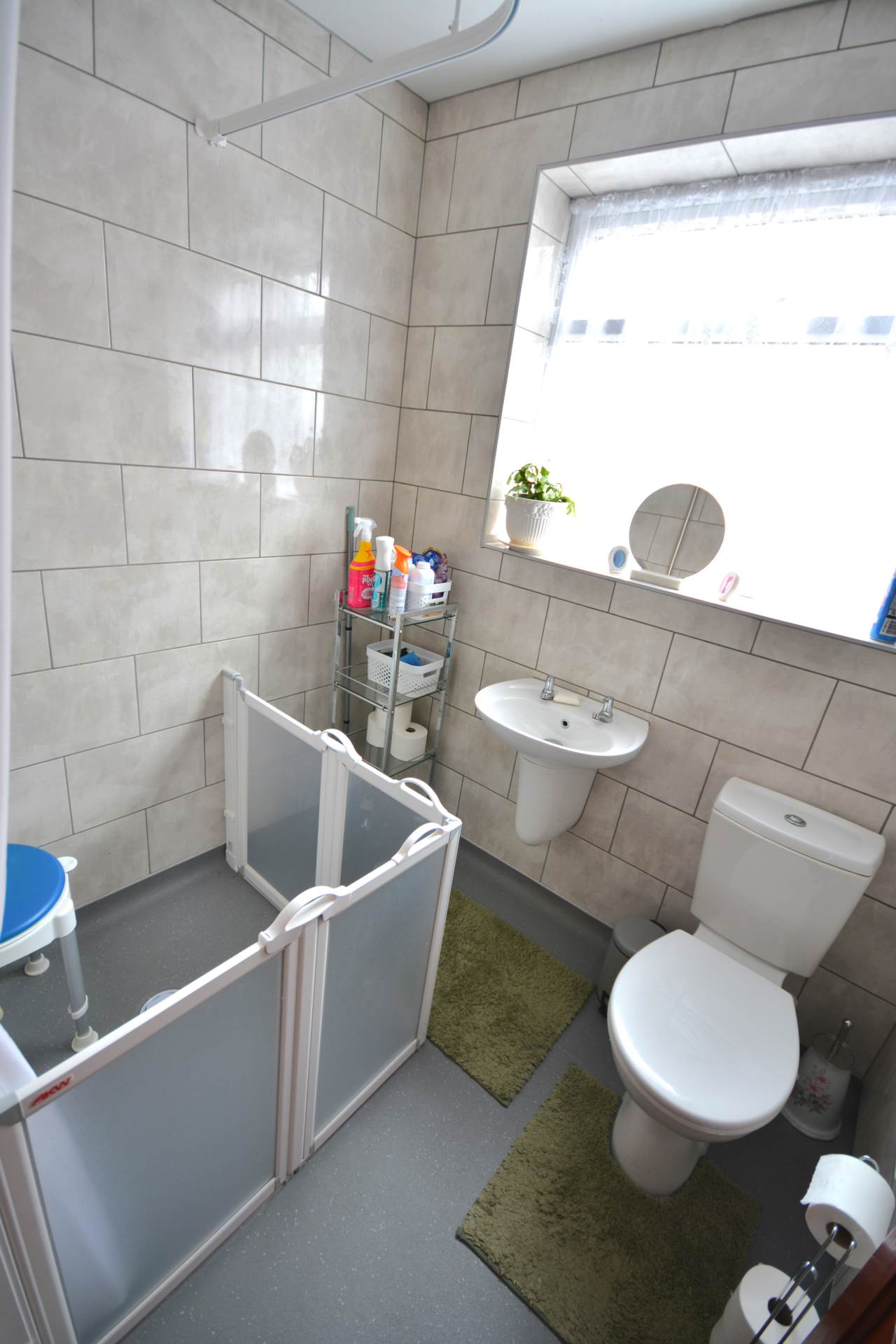 Thackeray Close, Hillside, Image 9