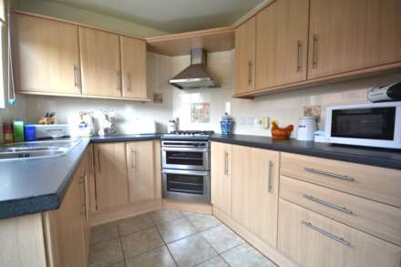 Thackeray Close, Hillside, Image 6