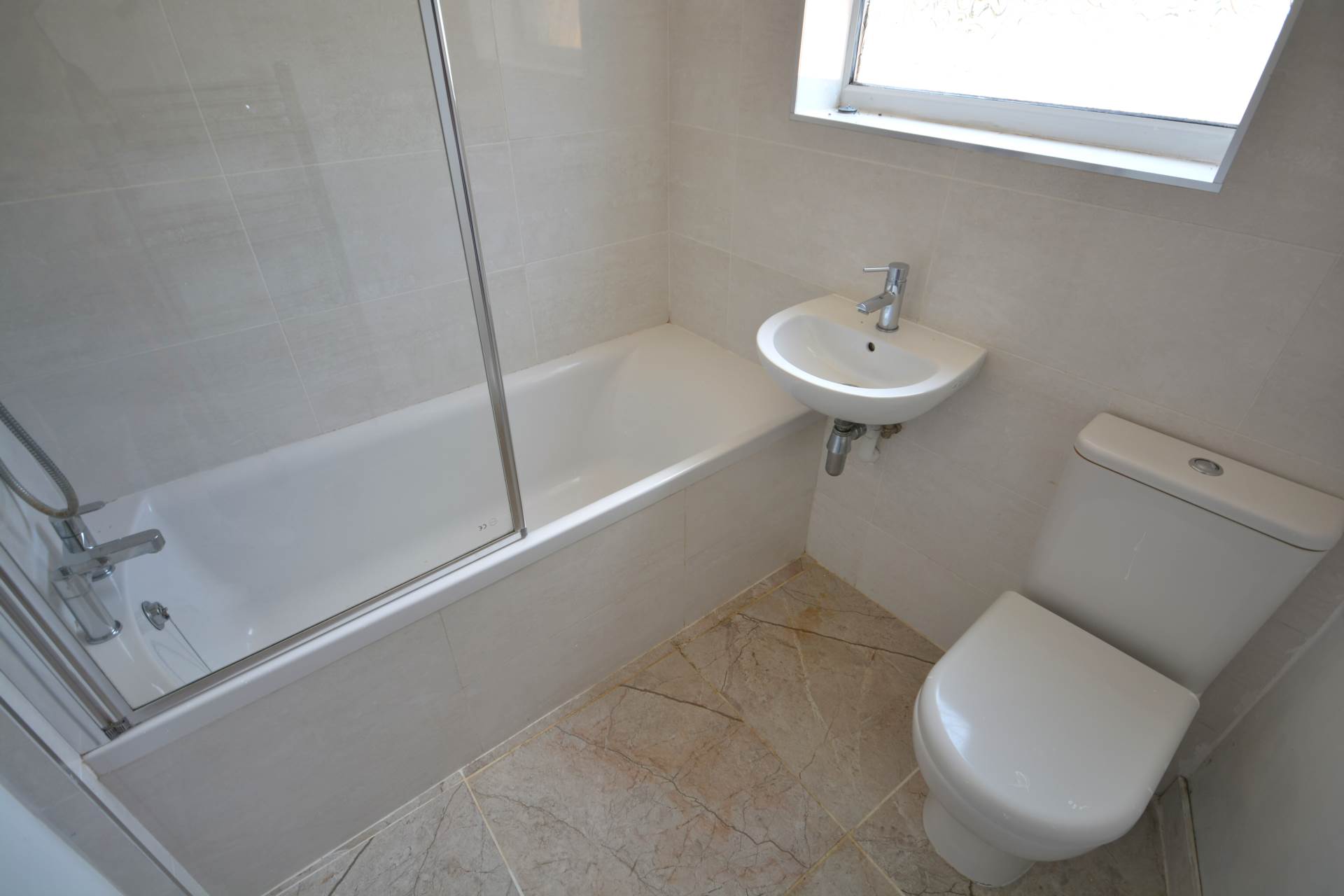 Victoria Avenue, New Bilton, Image 7