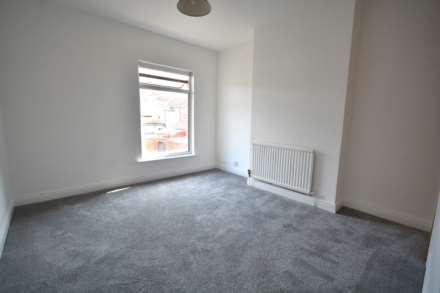 Victoria Avenue, New Bilton, Image 9