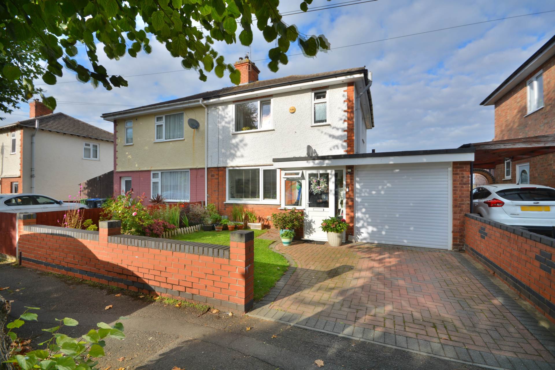 Townsend Road, Between Rugby Town Centre & Clifton Upon Dunsmore, Image 1