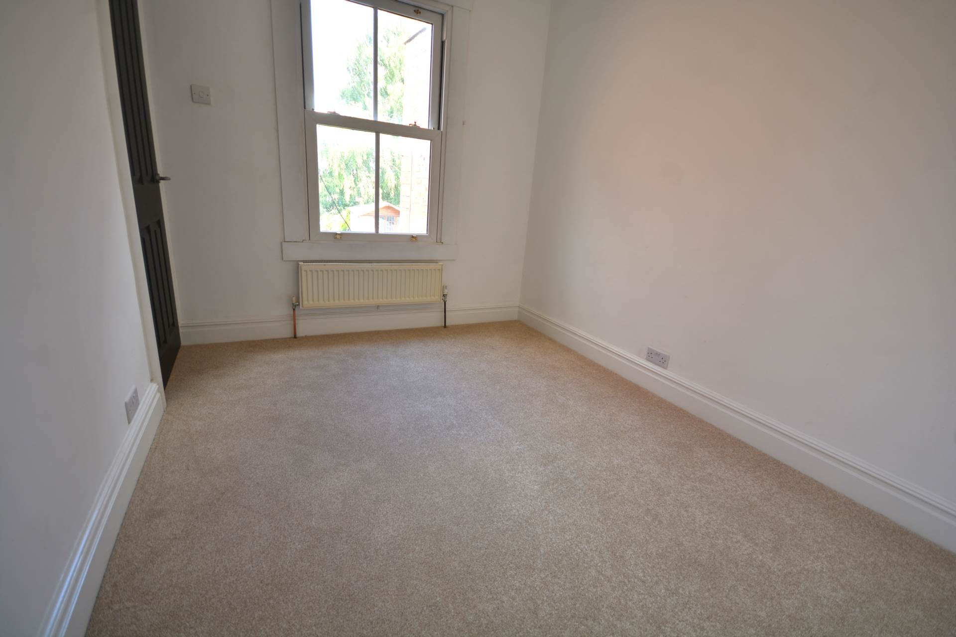 Lower Hilmorton Road, Rugby Town Centre, Image 11