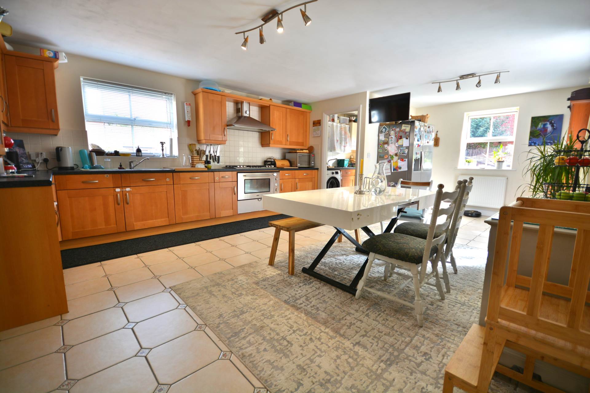 Shearwater Drive, Coton Meadows, Image 2