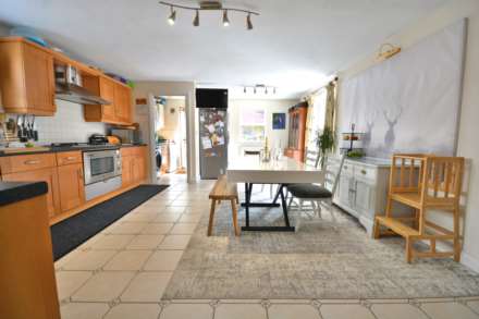 Shearwater Drive, Coton Meadows, Image 8