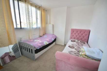 Wolsey Road, Woodlands, Bilton, Image 9