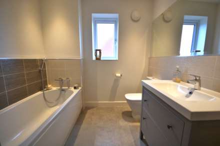 Kerry Hill Drive, Long Lawford, Image 20