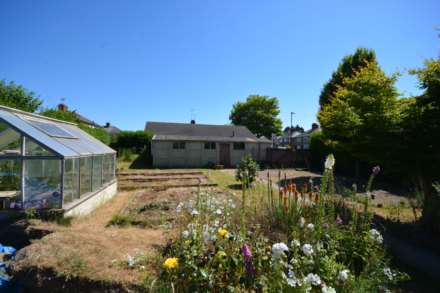 Land, Percival Road, Hillmorton