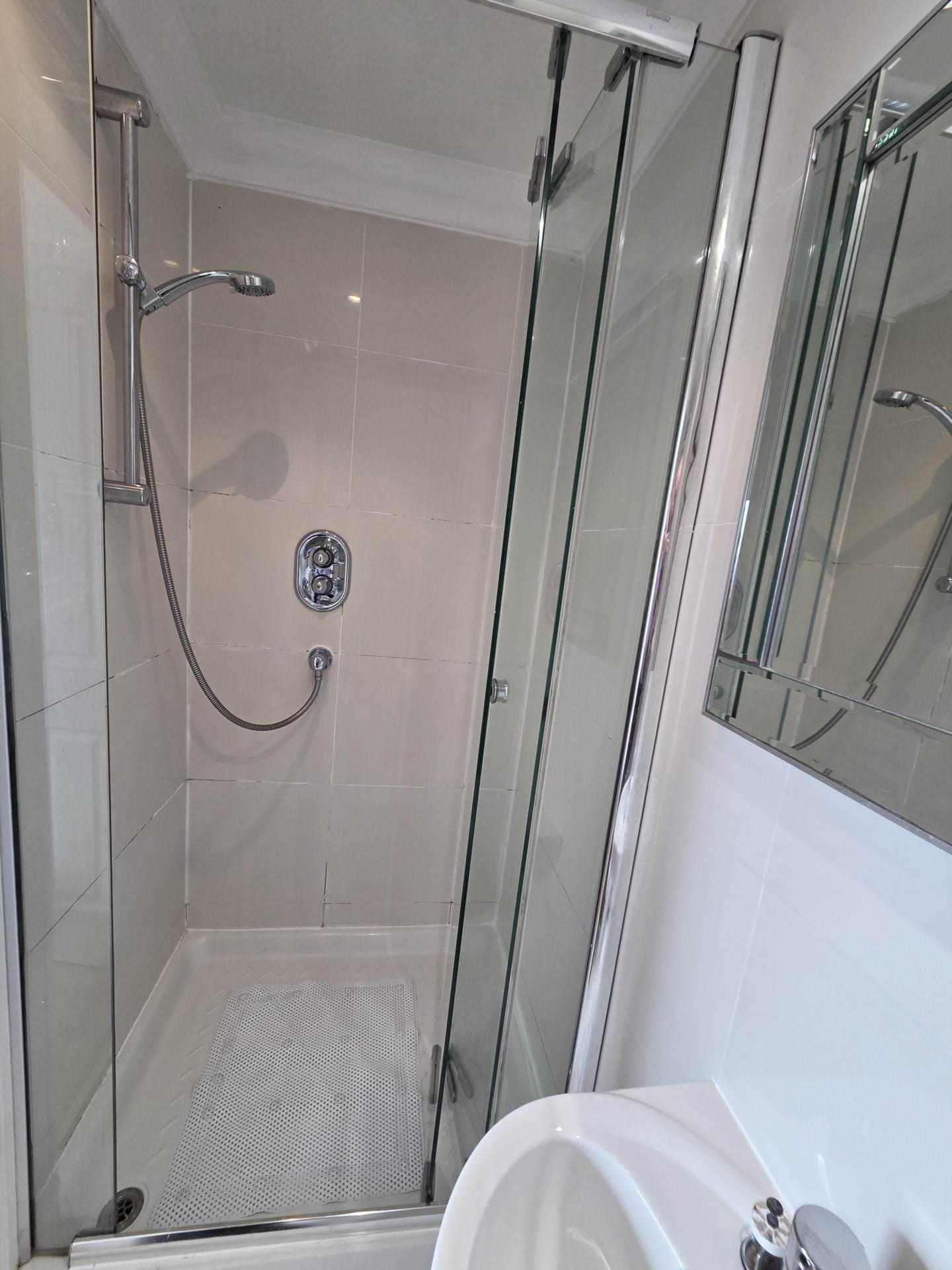 1e Strandview Road, Ballycastle, Image 18