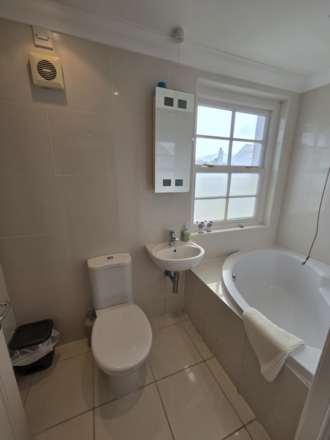 1e Strandview Road, Ballycastle, Image 22