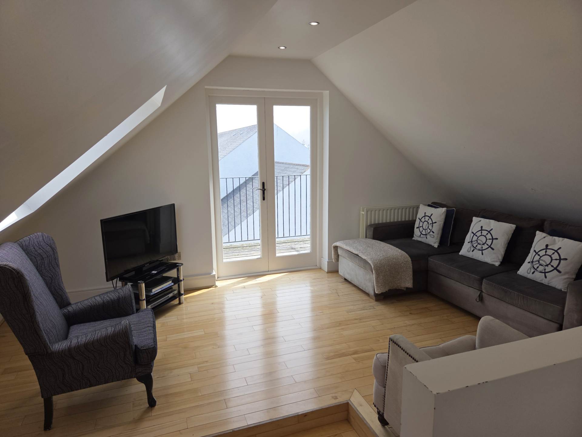 1f Strandview Road, Ballycastle, Image 3