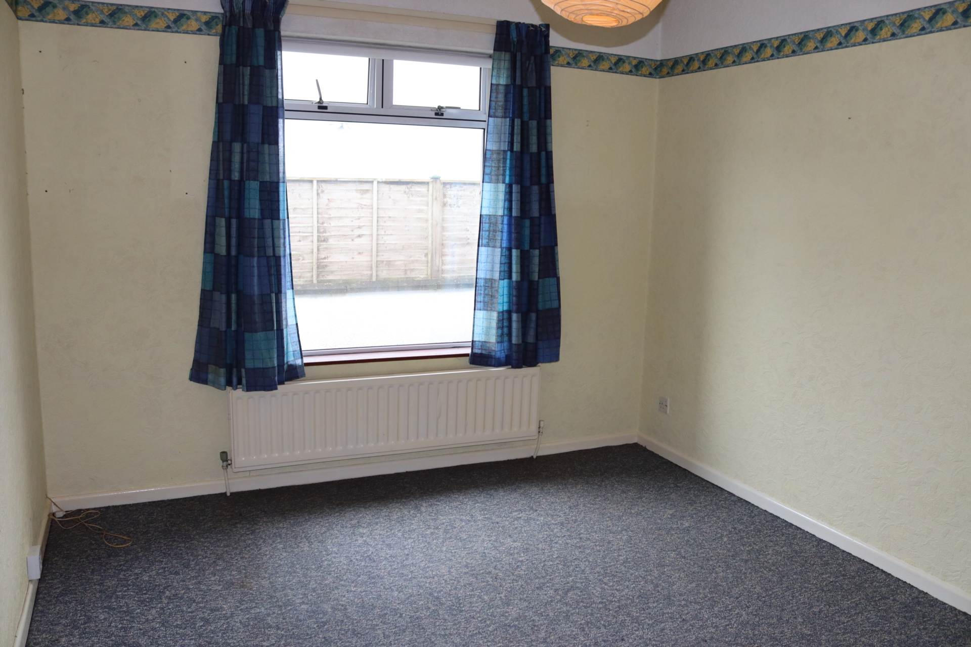 25 Market Street, Armoy, Image 12