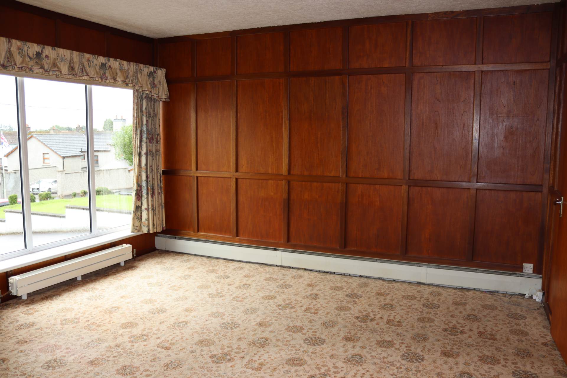 25 Market Street, Armoy, Image 4