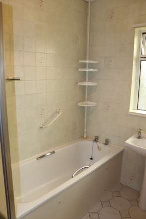 25 Market Street, Armoy, Image 14