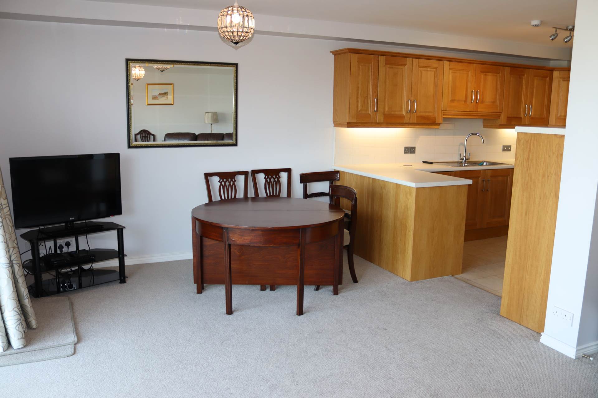 1 Strand Apartments, Mary Street, Image 10