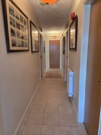 1 Strand Apartments, Mary Street, Image 12