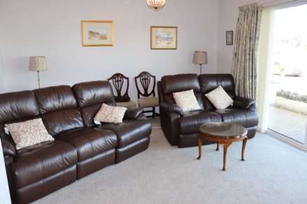 1 Strand Apartments, Mary Street, Image 3