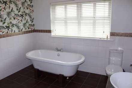 18 Ramoan Avenue, Ballycastle, Image 24