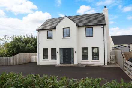 4 Bedroom Detached, 15 Whitehall View, Ballycastle
