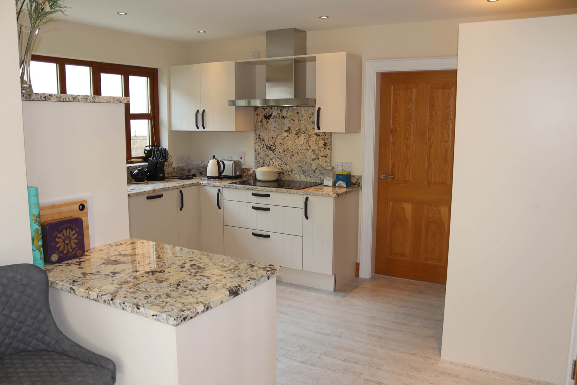 12 Clare Court, Ballycastle, Image 9