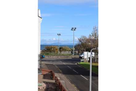 6 Strand Court, Ballycastle, Image 3
