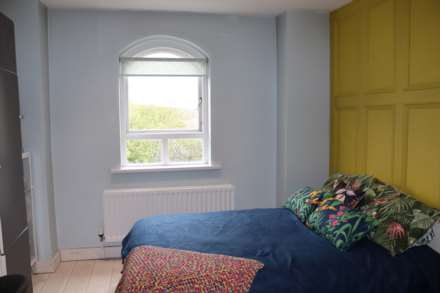 38 The Abbey, Ballycastle, Image 24