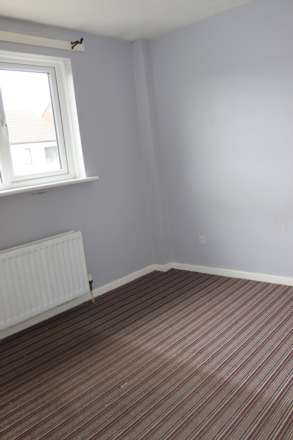 39 McAuley Park, Ballycastle, Image 9