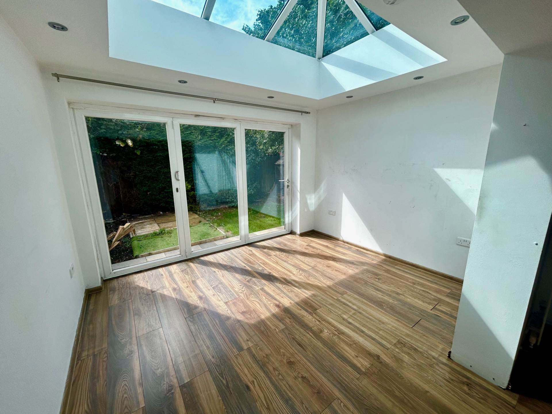 Edinburgh Close, Banbury, Image 16