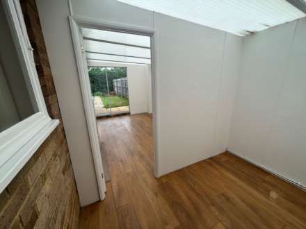Deene Close, Adderbury, Image 10