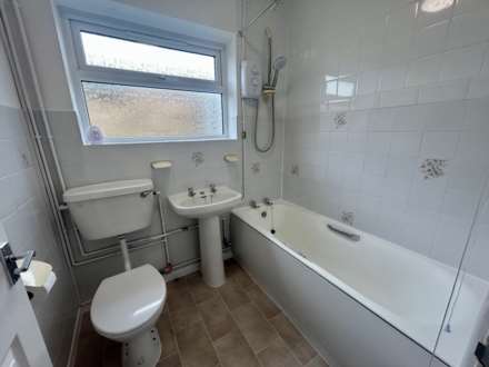 Deene Close, Adderbury, Image 14