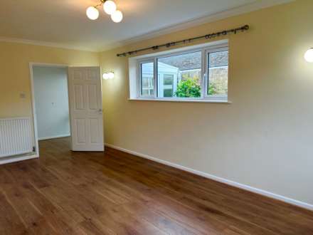 Deene Close, Adderbury, Image 4