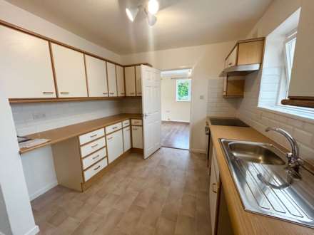 Deene Close, Adderbury, Image 6