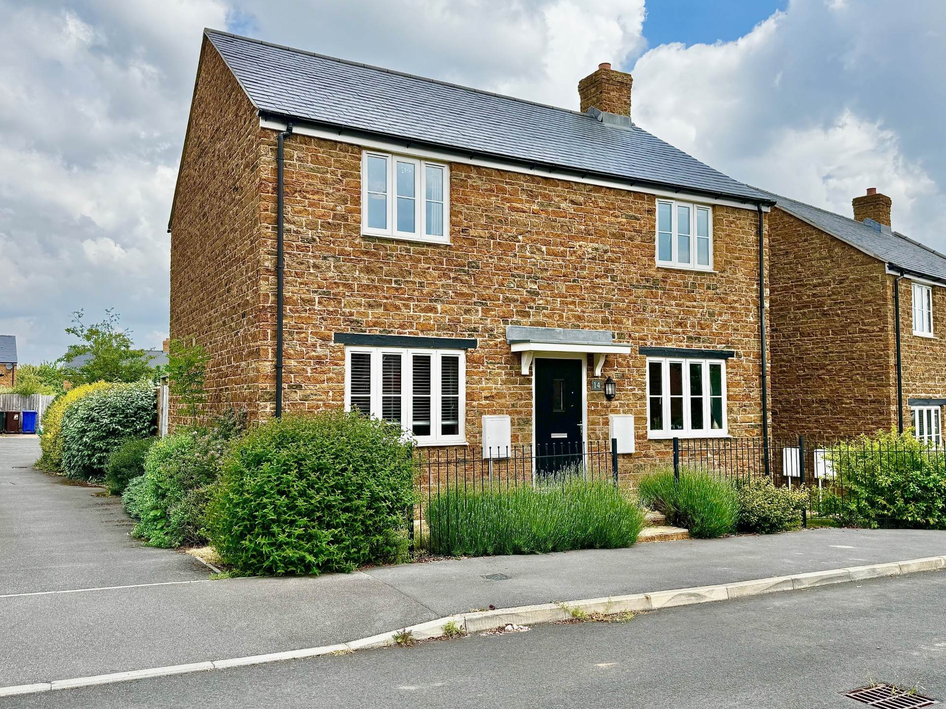 Dickenson Road, Bloxham, Image 1