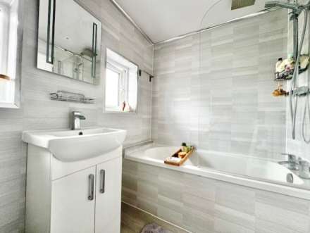 Conway Drive, Banbury, Image 9