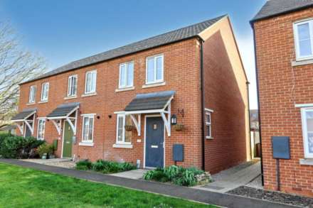 2 Bedroom End Terrace, Pargeter Close, Banbury