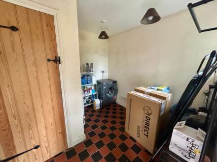 Calbourne, Perkins Way, Newnham, Image 13
