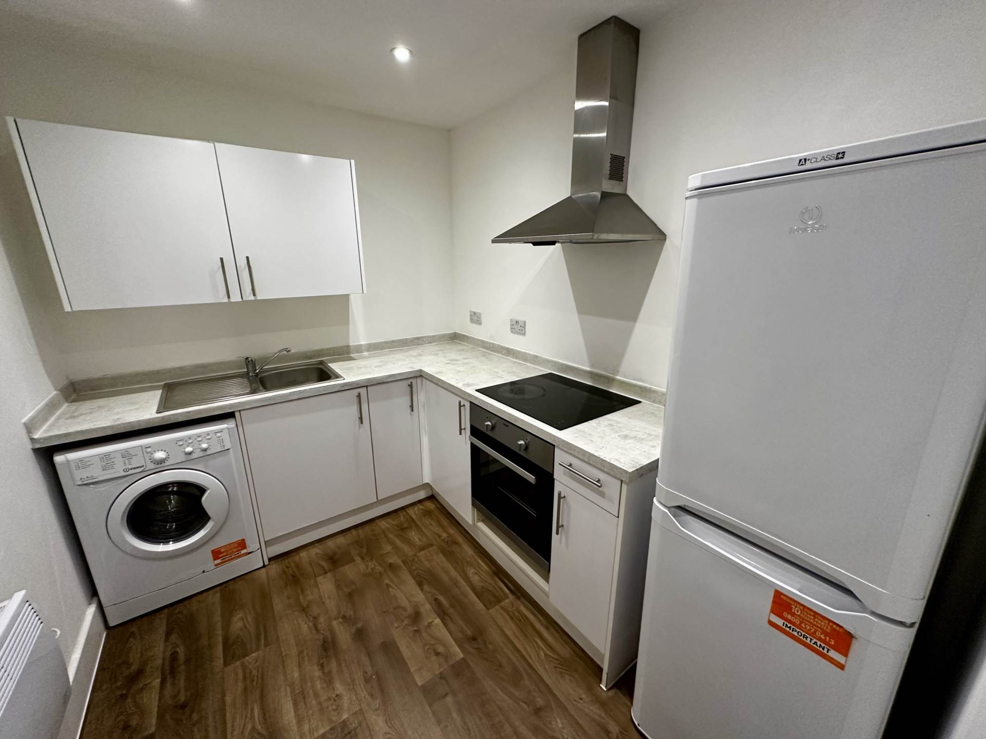 8 Crown House, Banbury, Image 4