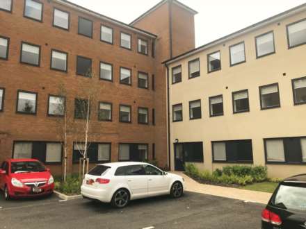 8 Crown House, Banbury