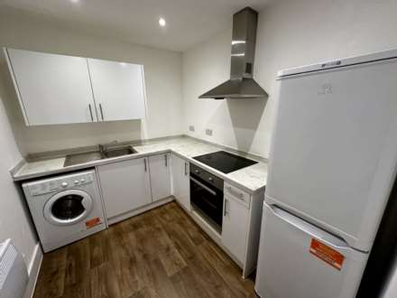 8 Crown House, Banbury, Image 4