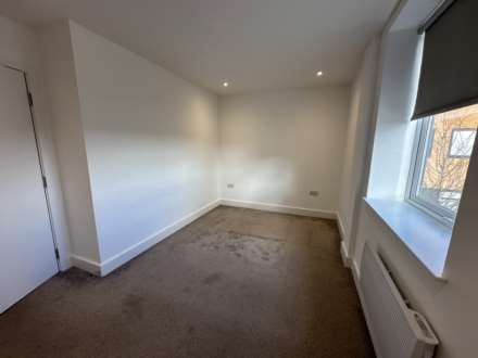 20 Crown House, Banbury, Image 3