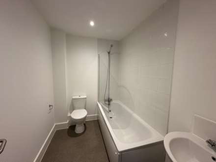 20 Crown House, Banbury, Image 5