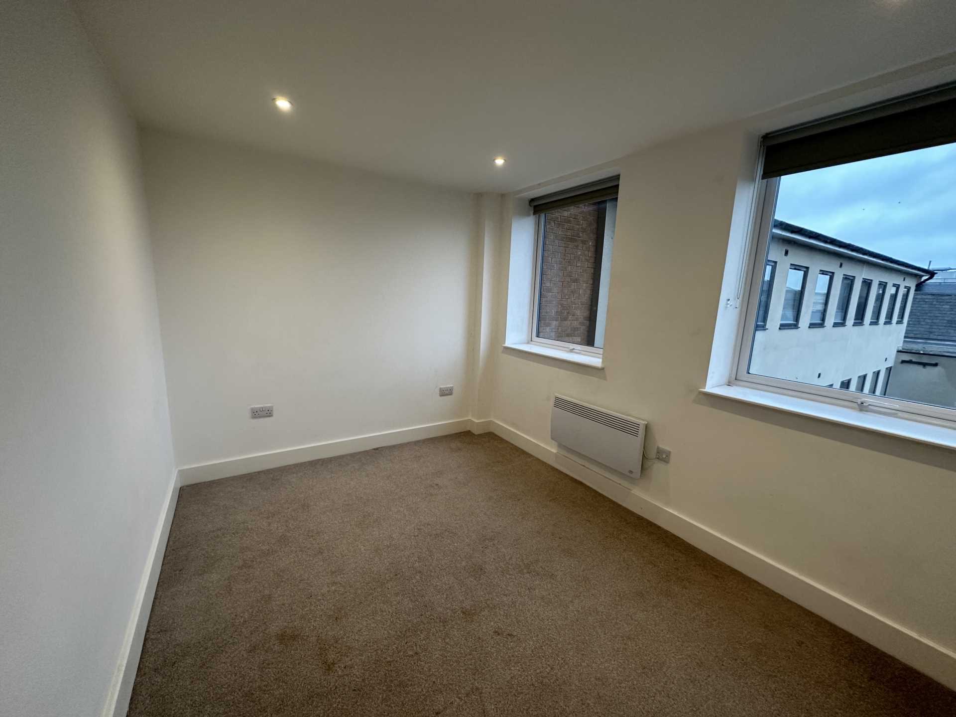 35 Crown House, Banbury, Image 7