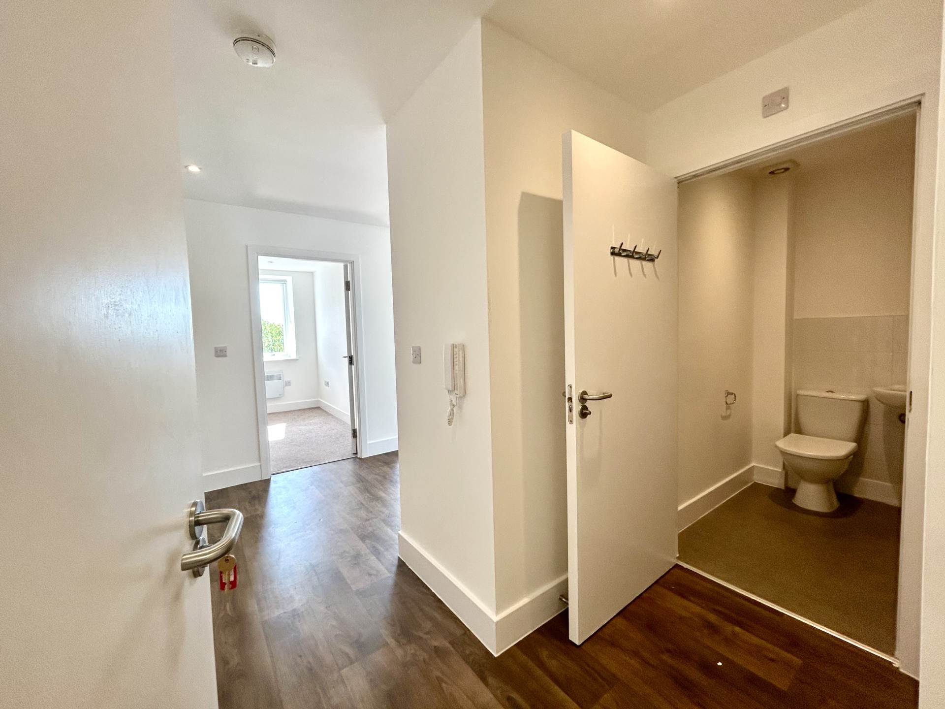 47 Crown House, Banbury, Image 5
