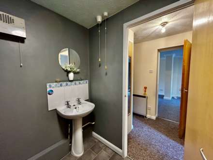 8 Ivatt Walk, Image 9