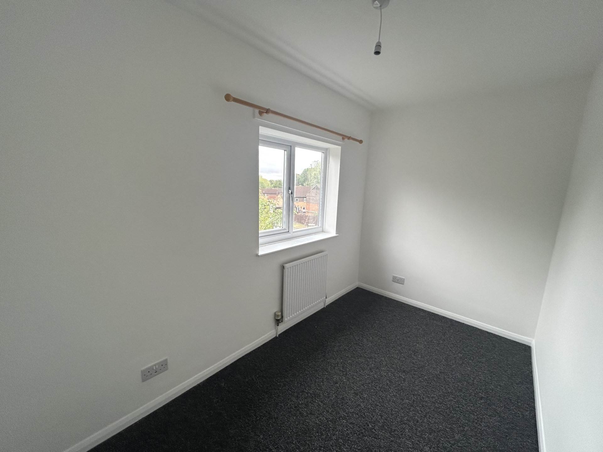The Camellias, Banbury, Image 8