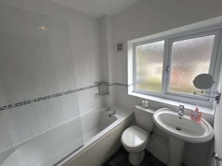 The Camellias, Banbury, Image 7