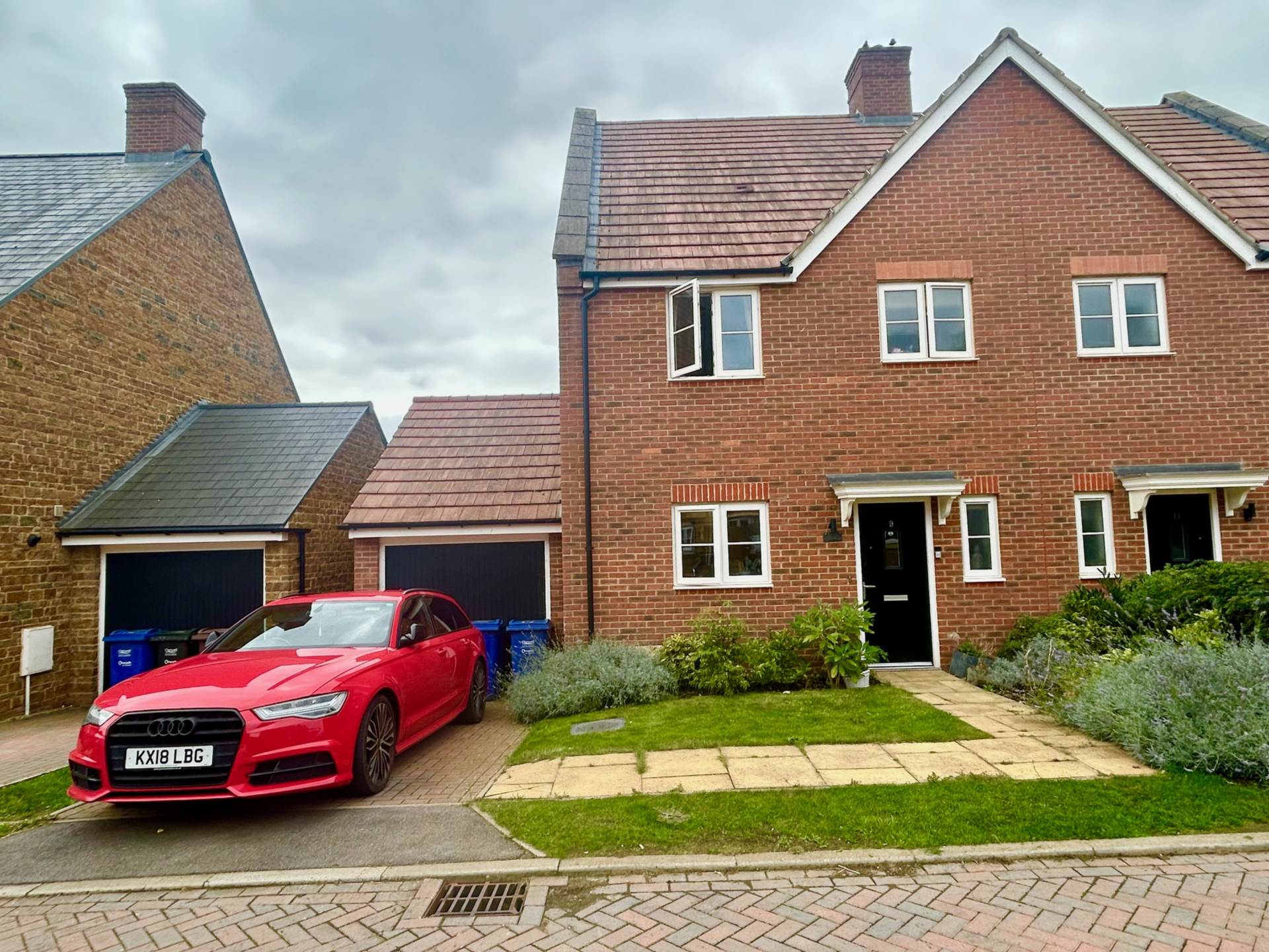 Cotefield Drive, Bodicote, Image 2