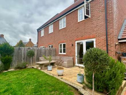 Cotefield Drive, Bodicote, Image 12